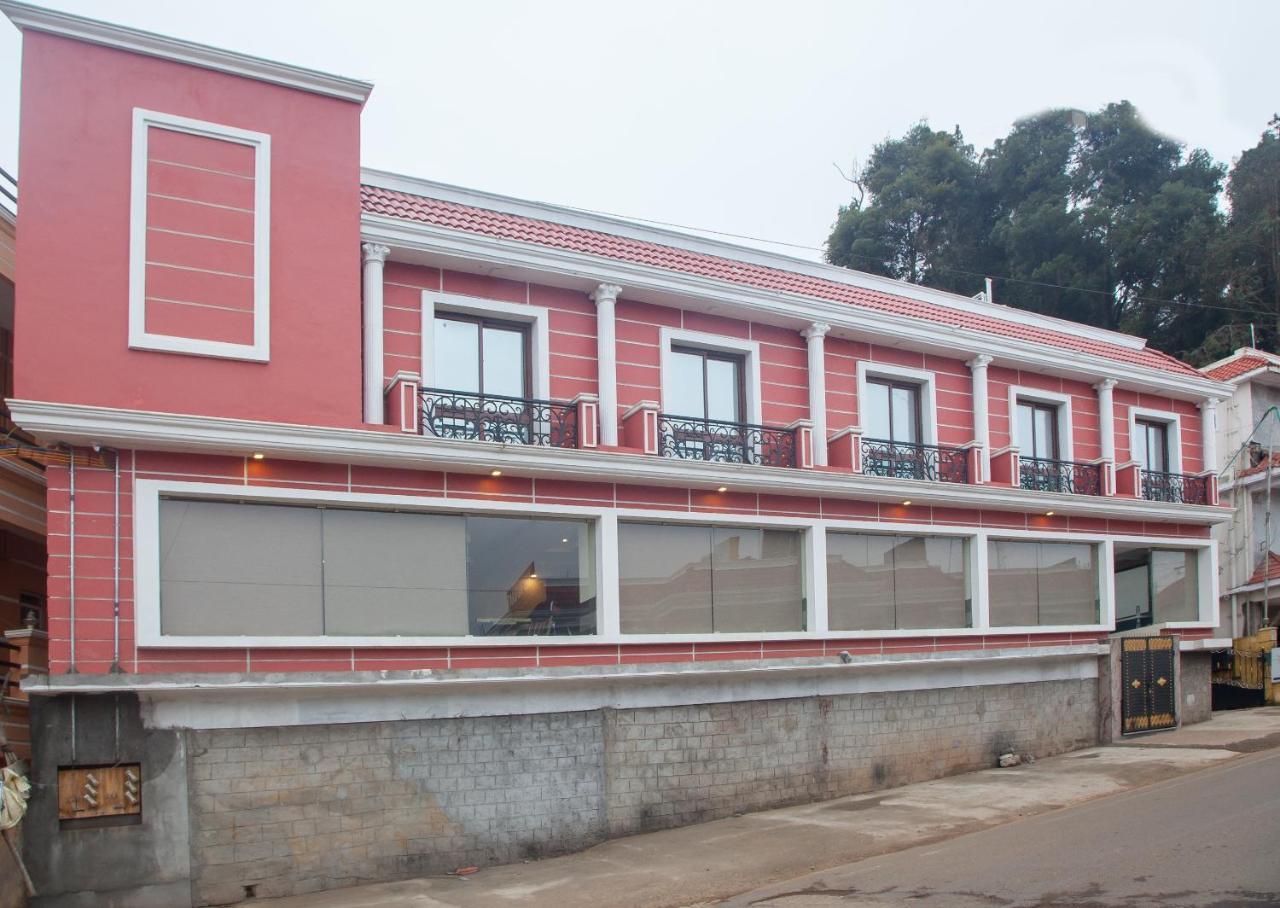 Oyo 16773 Hillcrest Metro Otel Ooty Dış mekan fotoğraf