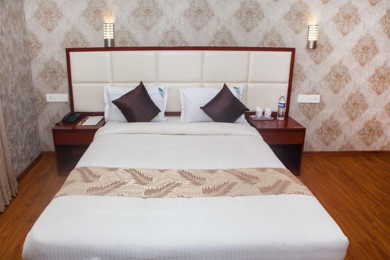 Oyo 16773 Hillcrest Metro Otel Ooty Dış mekan fotoğraf